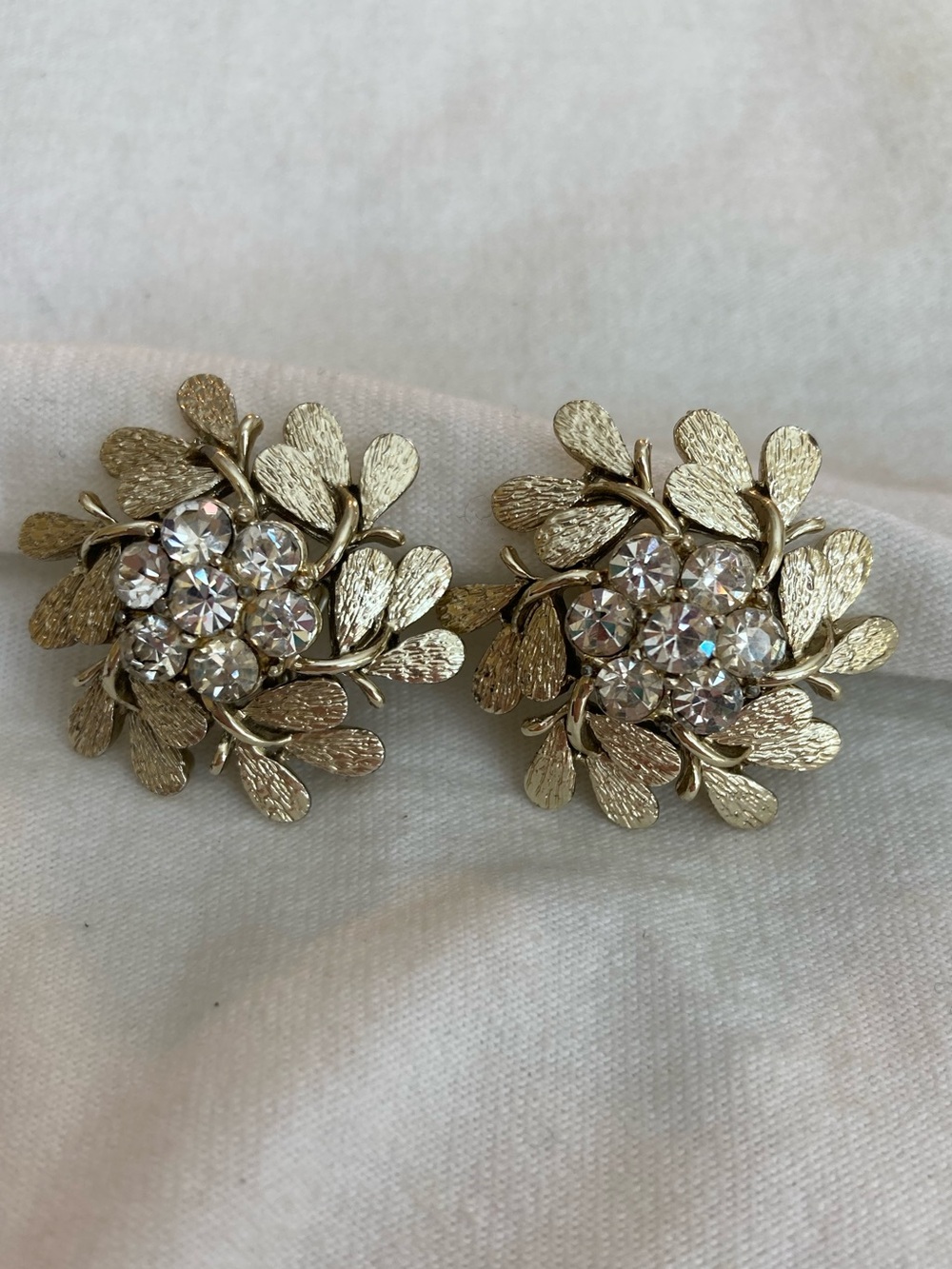 Coro Signed Vintage Screw Back Earrings Rhinestones